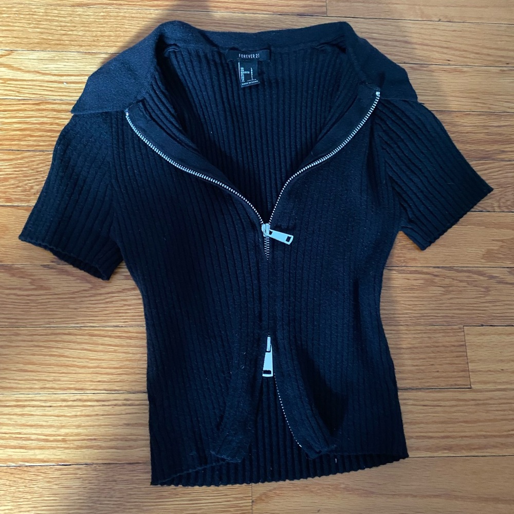 Collared top